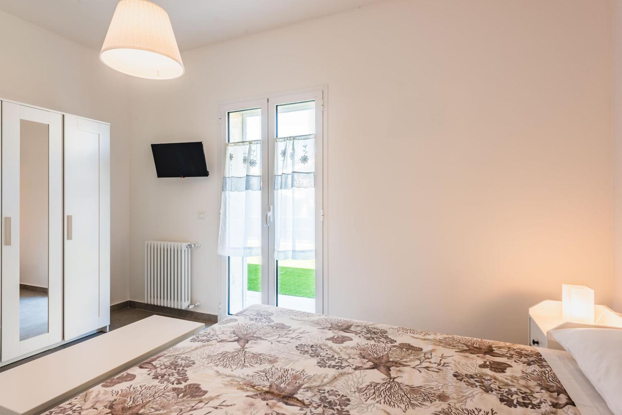 Etna Mare Apartments By Wonderful Italy เอากุสตา ภายนอก รูปภาพ
