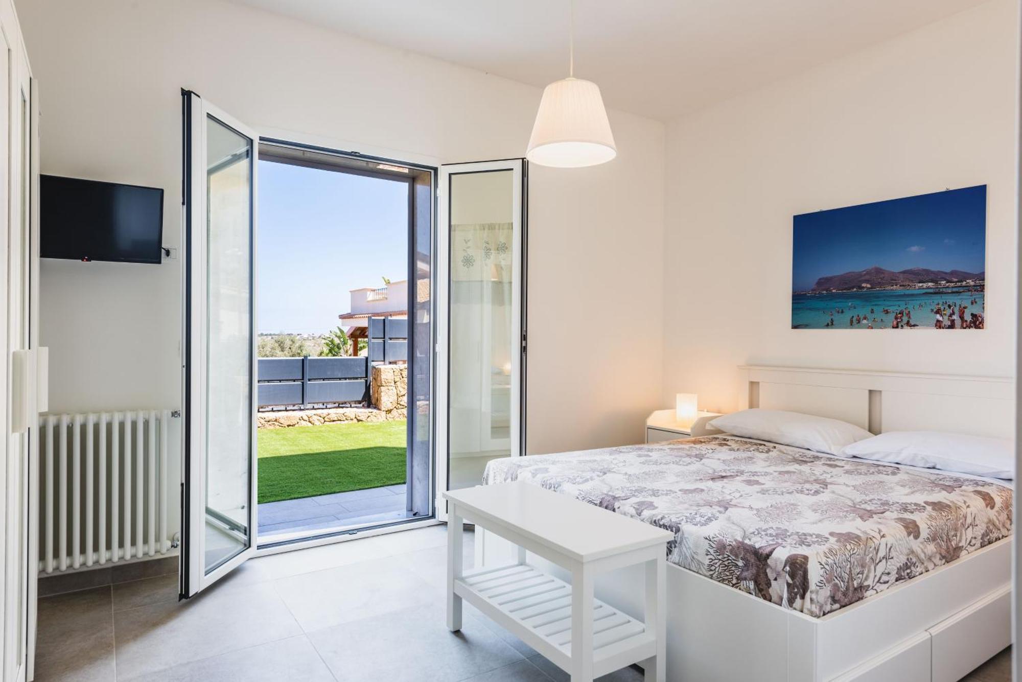 Etna Mare Apartments By Wonderful Italy เอากุสตา ภายนอก รูปภาพ
