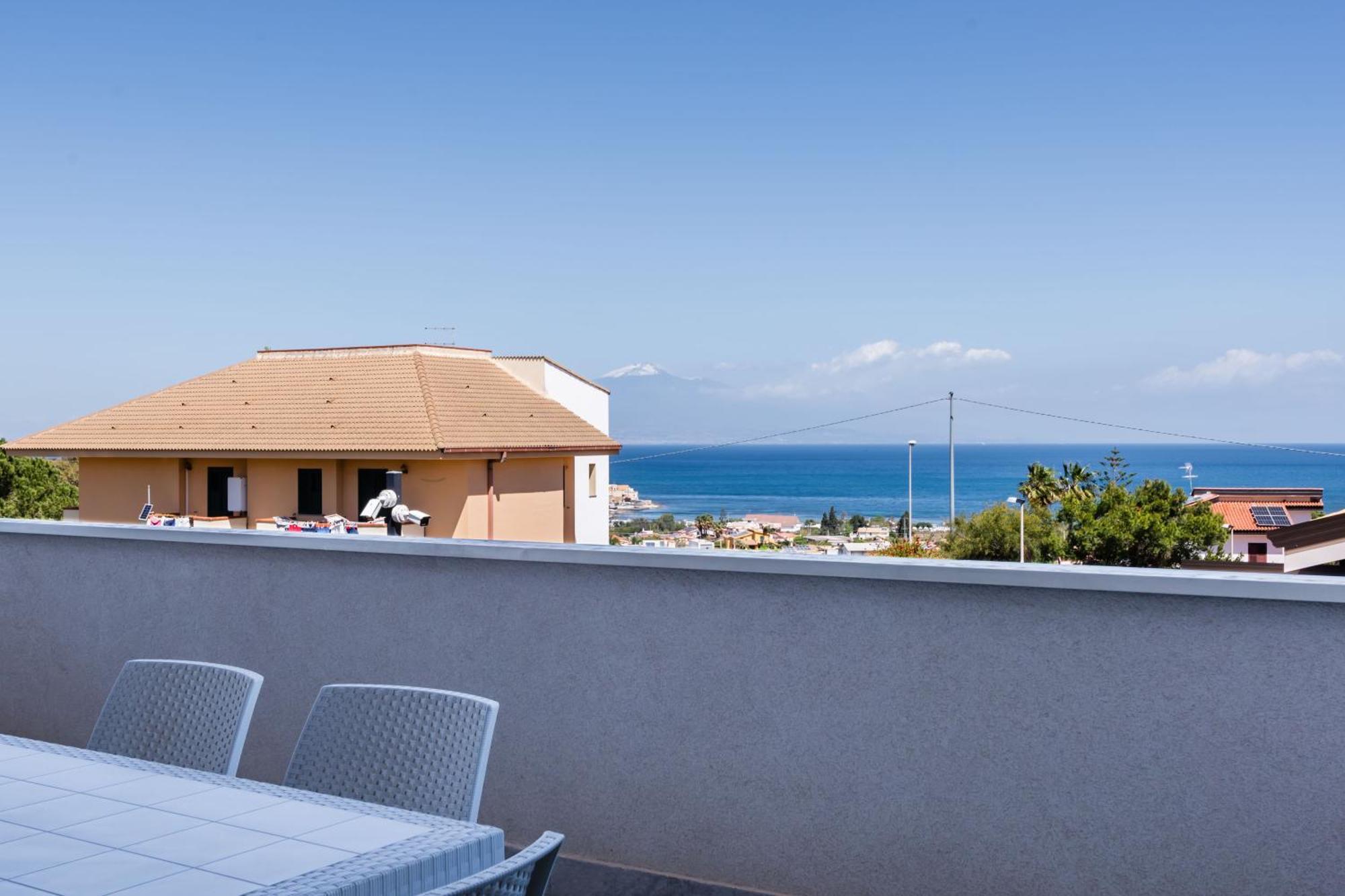 Etna Mare Apartments By Wonderful Italy เอากุสตา ภายนอก รูปภาพ